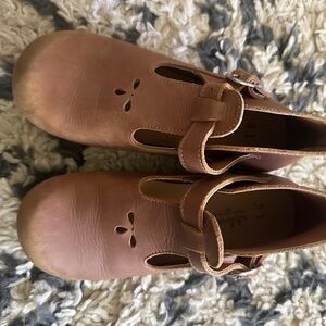 Adelisa and Co leather shoes- size 31